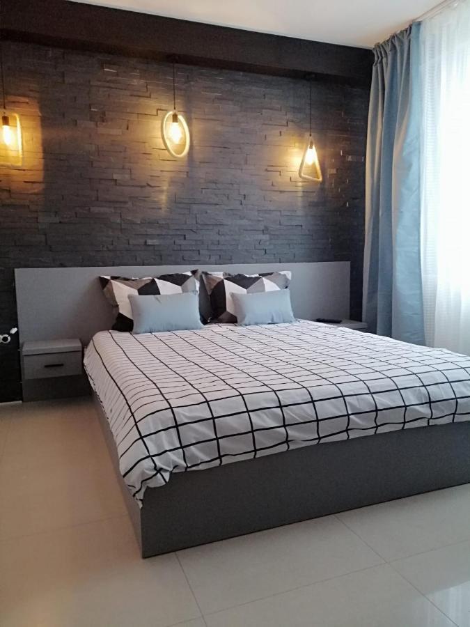Lucas Apartment Năvodari Екстериор снимка